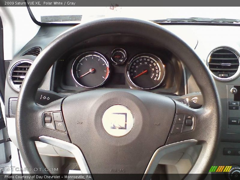 Polar White / Gray 2009 Saturn VUE XE