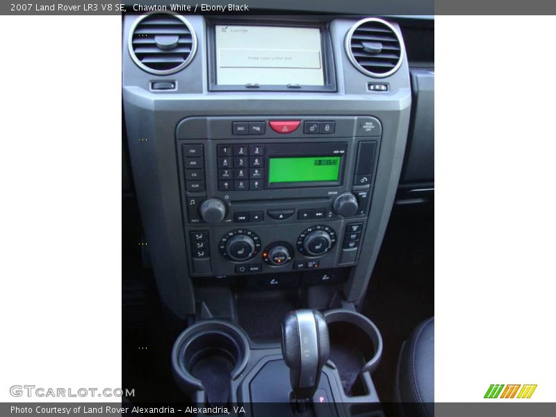 Chawton White / Ebony Black 2007 Land Rover LR3 V8 SE