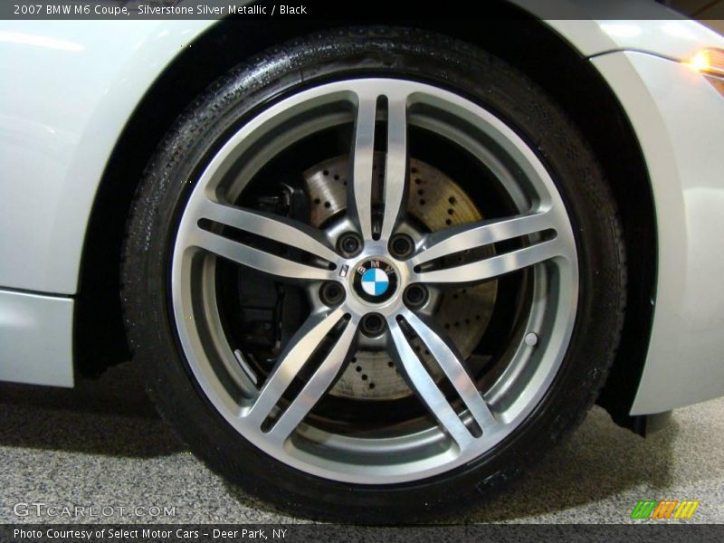 Silverstone Silver Metallic / Black 2007 BMW M6 Coupe