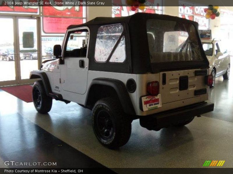 Stone White / Dark Slate Gray 2004 Jeep Wrangler SE 4x4
