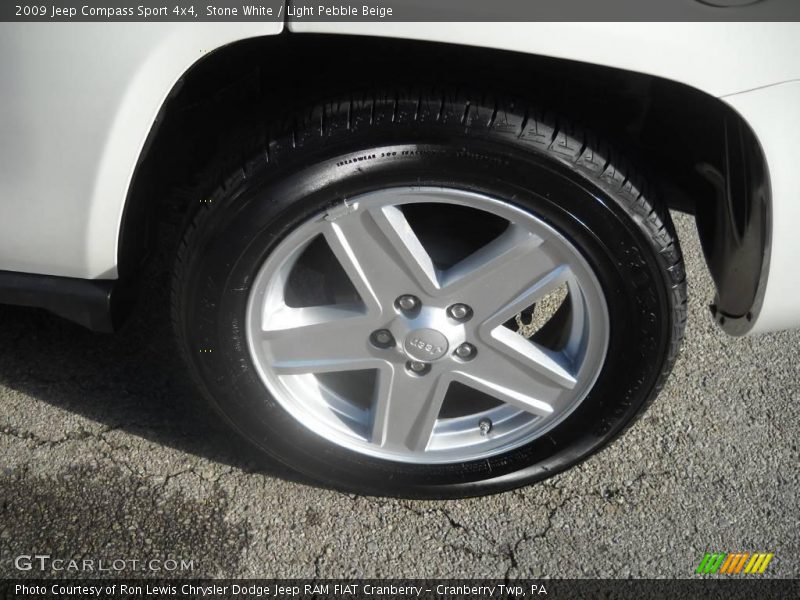 Stone White / Light Pebble Beige 2009 Jeep Compass Sport 4x4
