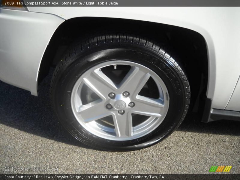 Stone White / Light Pebble Beige 2009 Jeep Compass Sport 4x4