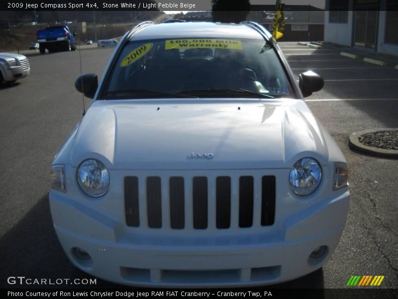 Stone White / Light Pebble Beige 2009 Jeep Compass Sport 4x4