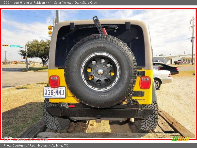 Solar Yellow / Dark Slate Gray 2004 Jeep Wrangler Rubicon 4x4