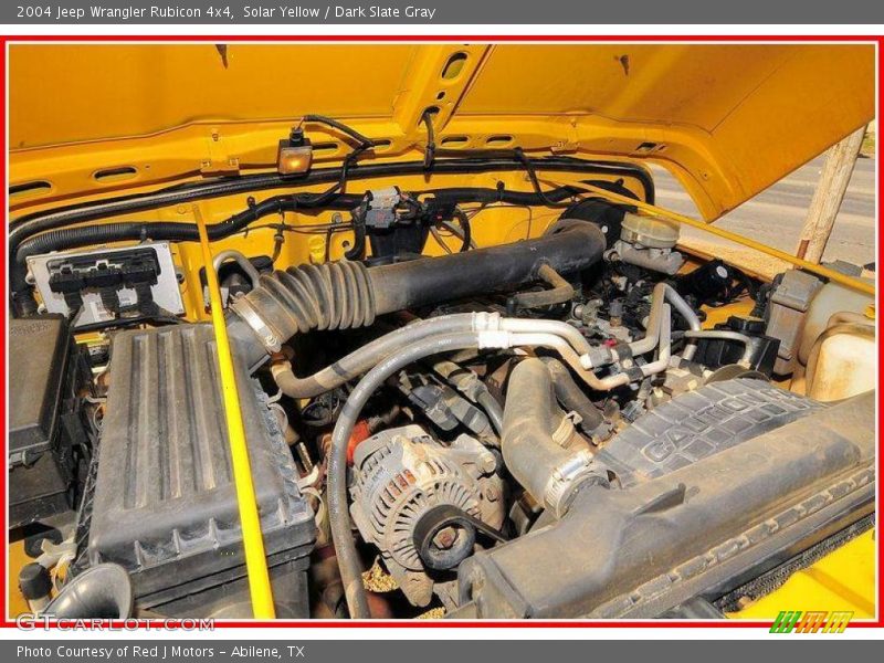 Solar Yellow / Dark Slate Gray 2004 Jeep Wrangler Rubicon 4x4