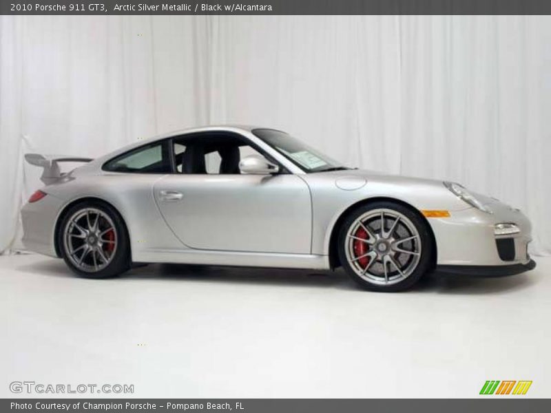 Arctic Silver Metallic / Black w/Alcantara 2010 Porsche 911 GT3