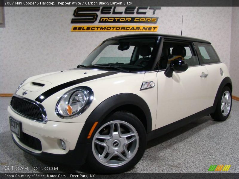 Pepper White / Carbon Black/Carbon Black 2007 Mini Cooper S Hardtop
