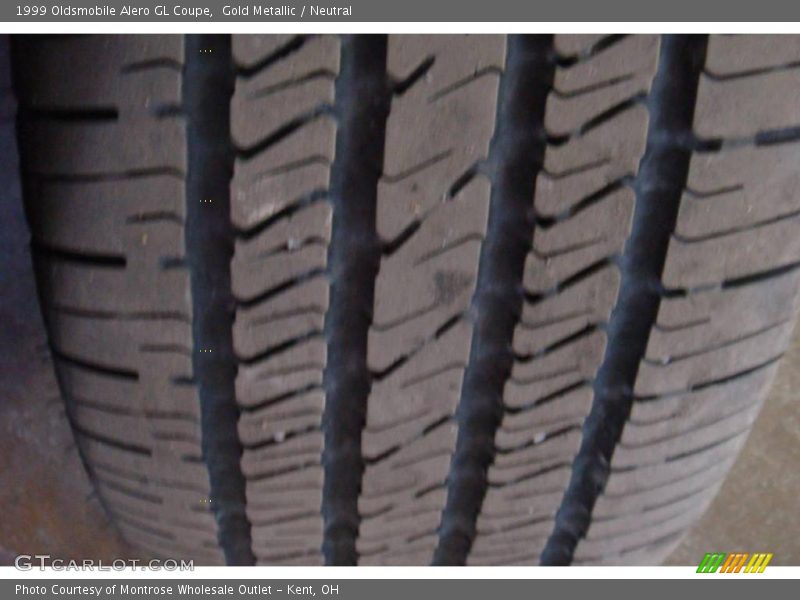 Gold Metallic / Neutral 1999 Oldsmobile Alero GL Coupe