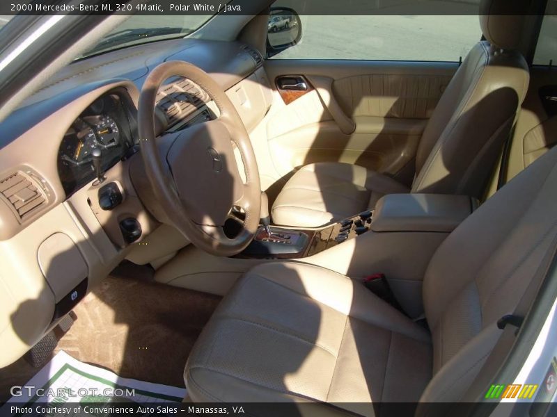Polar White / Java 2000 Mercedes-Benz ML 320 4Matic