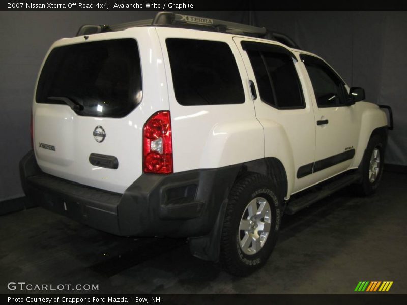 Avalanche White / Graphite 2007 Nissan Xterra Off Road 4x4