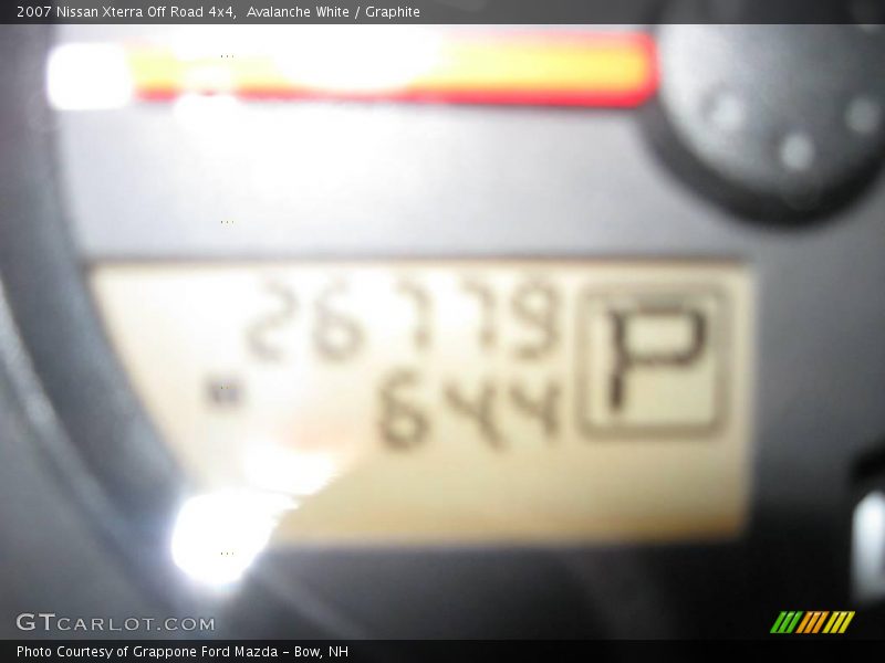 Avalanche White / Graphite 2007 Nissan Xterra Off Road 4x4