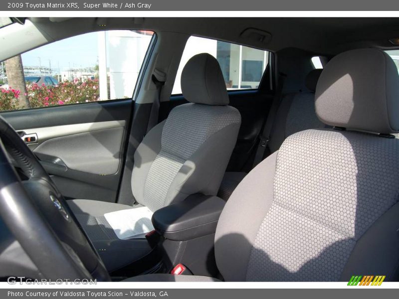 Super White / Ash Gray 2009 Toyota Matrix XRS