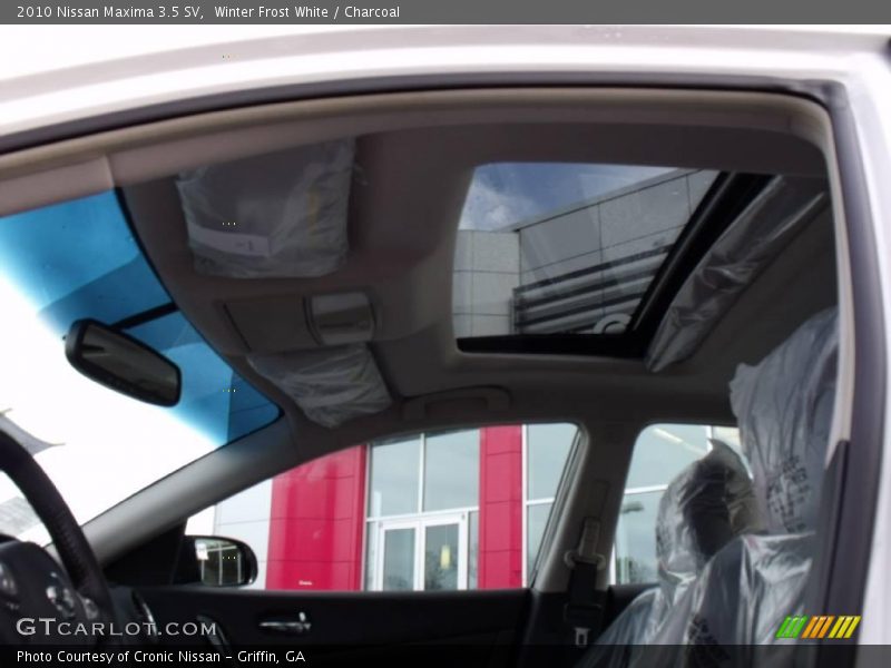 Winter Frost White / Charcoal 2010 Nissan Maxima 3.5 SV