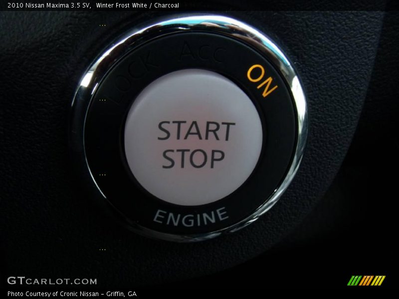 Winter Frost White / Charcoal 2010 Nissan Maxima 3.5 SV