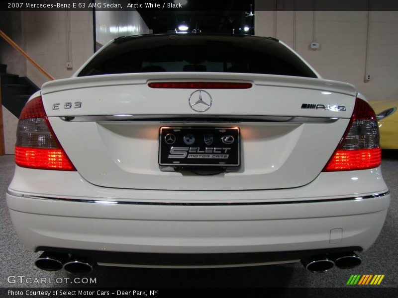 Arctic White / Black 2007 Mercedes-Benz E 63 AMG Sedan