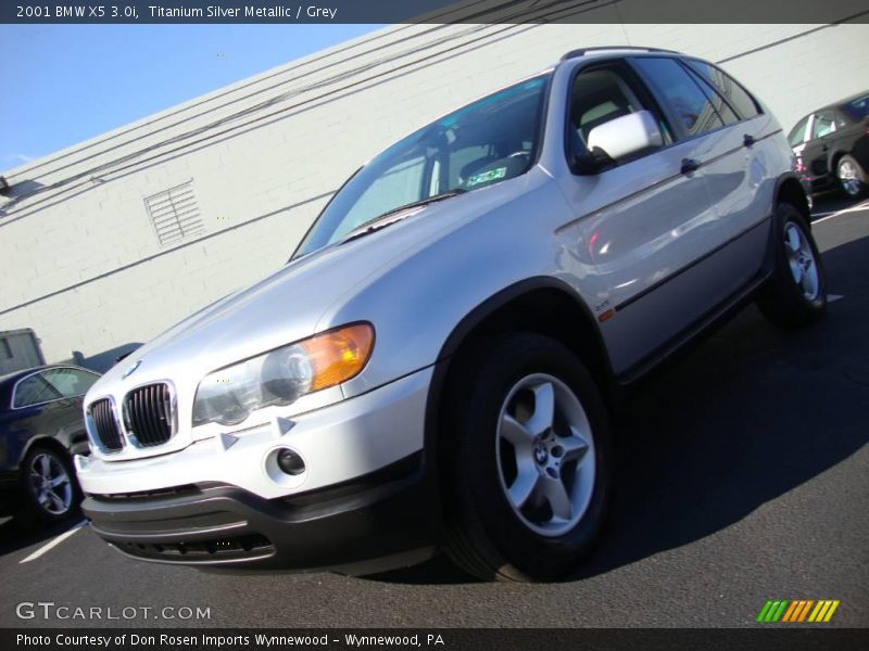Titanium Silver Metallic / Grey 2001 BMW X5 3.0i