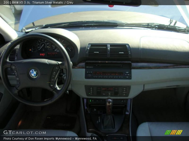 Titanium Silver Metallic / Grey 2001 BMW X5 3.0i