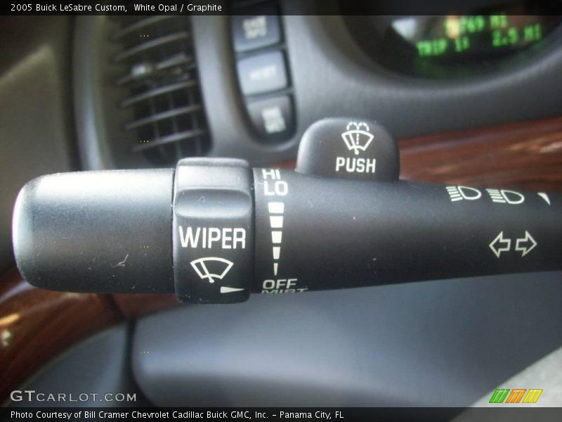 White Opal / Graphite 2005 Buick LeSabre Custom