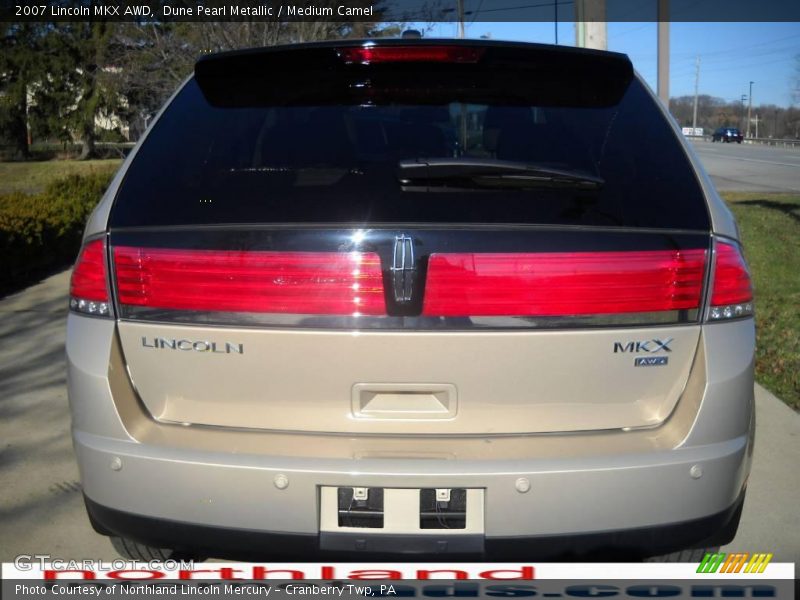 Dune Pearl Metallic / Medium Camel 2007 Lincoln MKX AWD