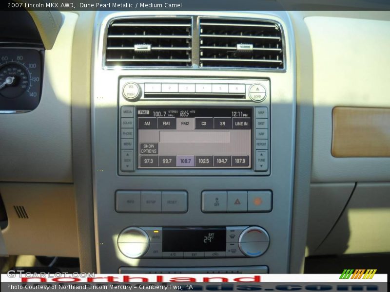 Dune Pearl Metallic / Medium Camel 2007 Lincoln MKX AWD