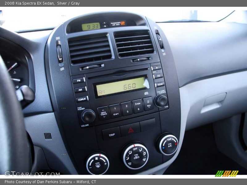 Silver / Gray 2008 Kia Spectra EX Sedan