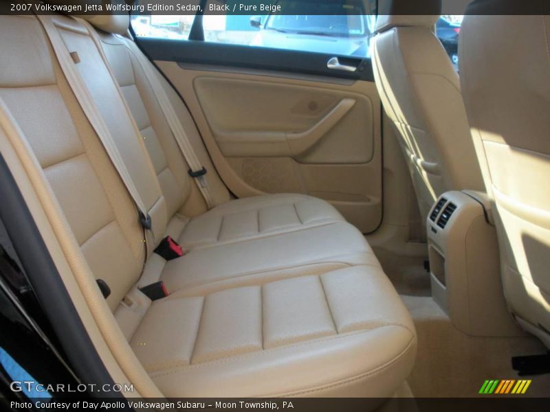 Black / Pure Beige 2007 Volkswagen Jetta Wolfsburg Edition Sedan