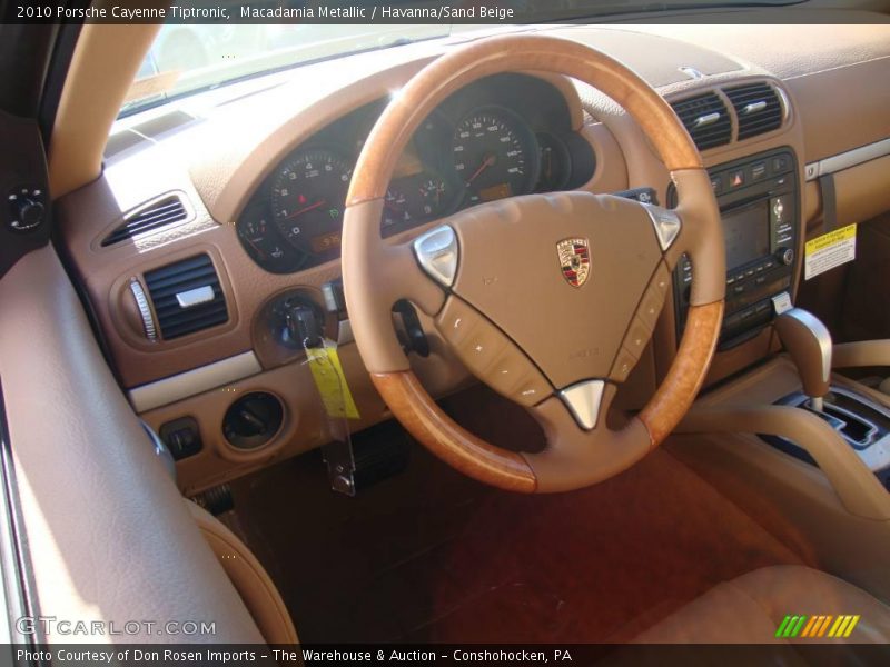 Macadamia Metallic / Havanna/Sand Beige 2010 Porsche Cayenne Tiptronic