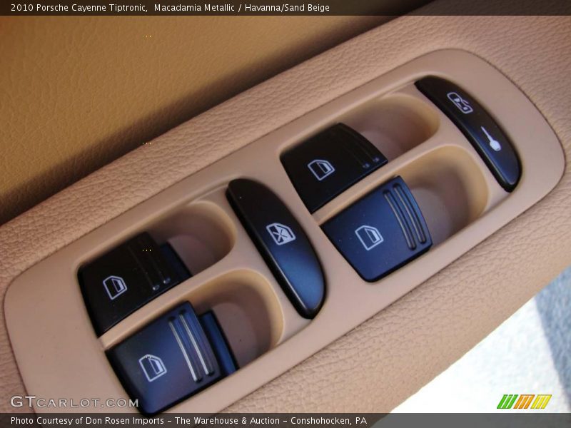 Macadamia Metallic / Havanna/Sand Beige 2010 Porsche Cayenne Tiptronic