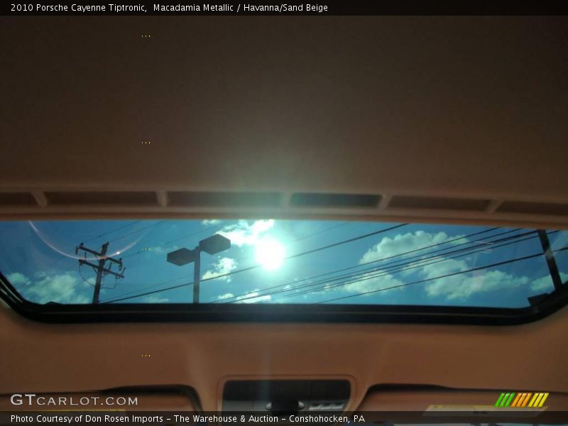 Macadamia Metallic / Havanna/Sand Beige 2010 Porsche Cayenne Tiptronic