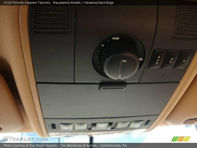 Macadamia Metallic / Havanna/Sand Beige 2010 Porsche Cayenne Tiptronic