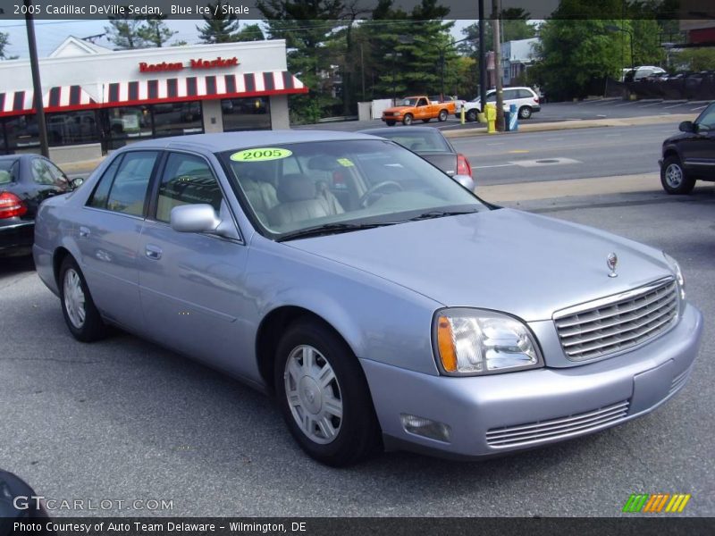 Blue Ice / Shale 2005 Cadillac DeVille Sedan