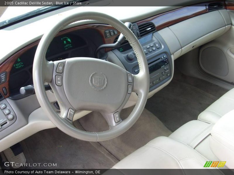 Blue Ice / Shale 2005 Cadillac DeVille Sedan