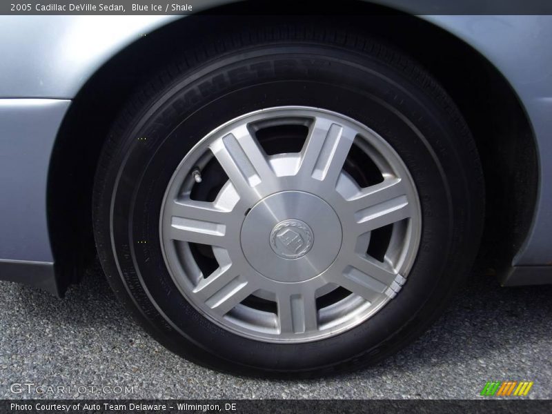 Blue Ice / Shale 2005 Cadillac DeVille Sedan