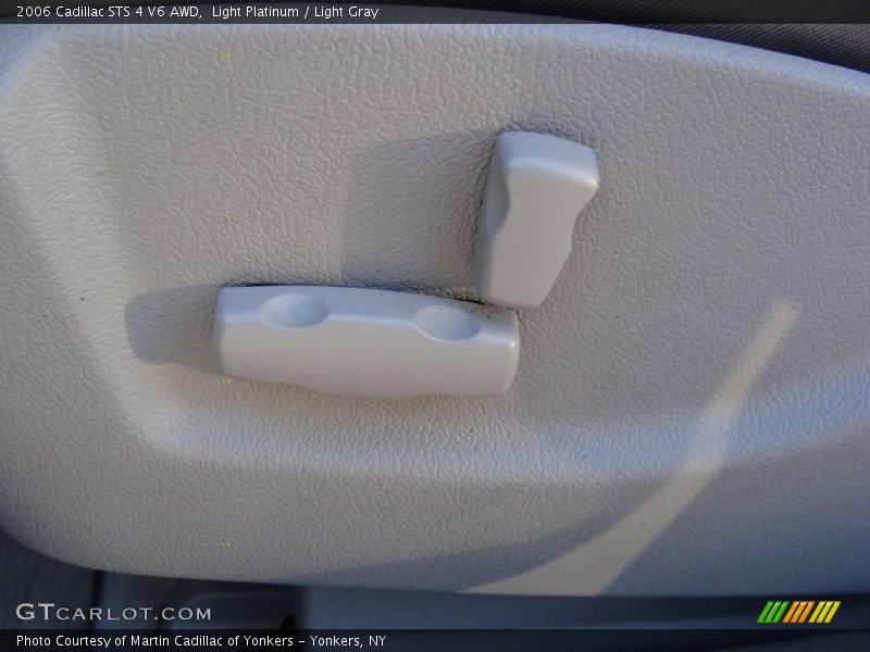 Light Platinum / Light Gray 2006 Cadillac STS 4 V6 AWD