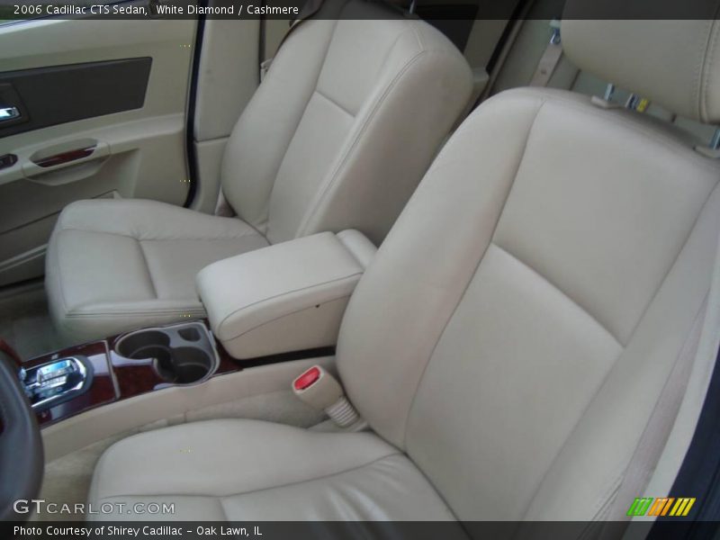 White Diamond / Cashmere 2006 Cadillac CTS Sedan