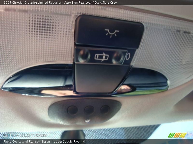 Controls of 2005 Crossfire Limited Roadster