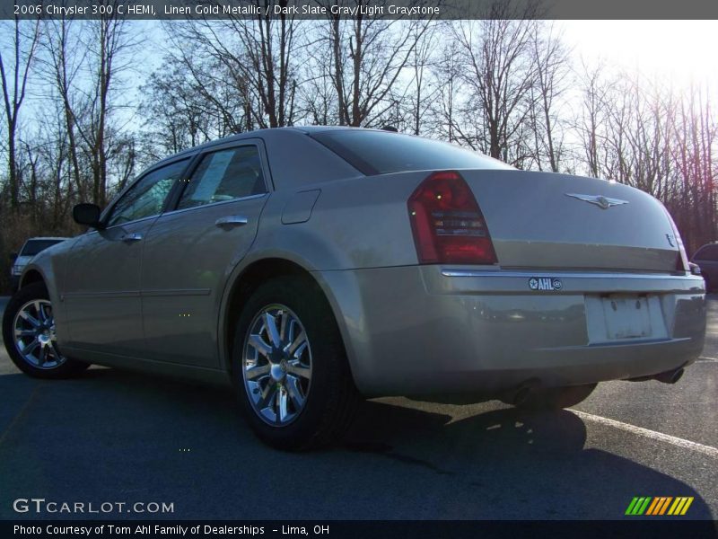 Linen Gold Metallic / Dark Slate Gray/Light Graystone 2006 Chrysler 300 C HEMI