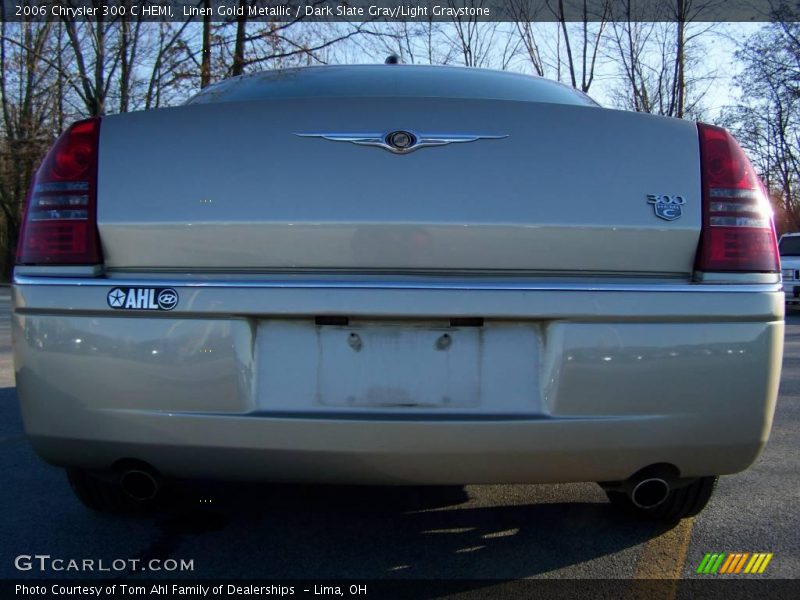 Linen Gold Metallic / Dark Slate Gray/Light Graystone 2006 Chrysler 300 C HEMI