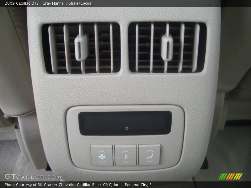 Gray Flannel / Shale/Cocoa 2009 Cadillac DTS