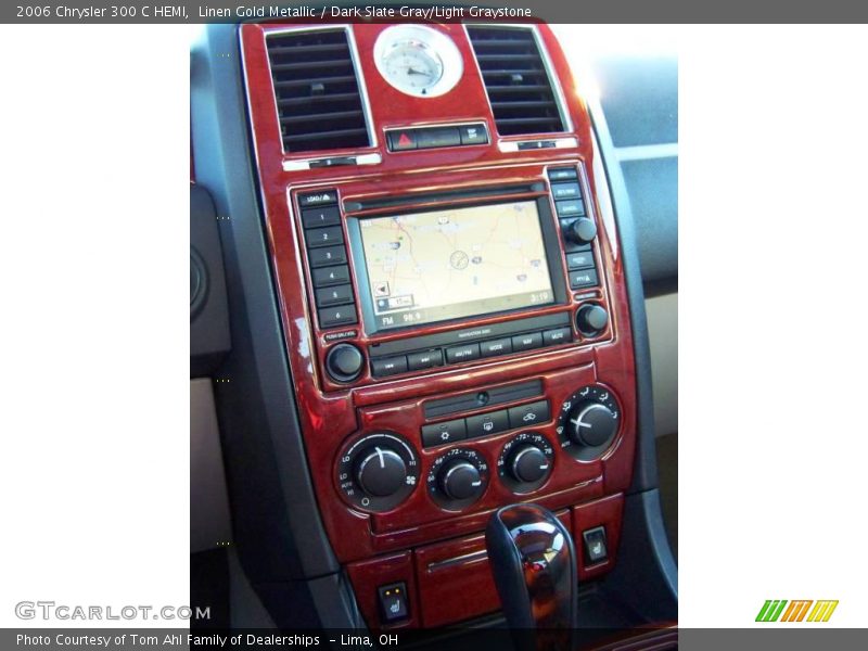 Linen Gold Metallic / Dark Slate Gray/Light Graystone 2006 Chrysler 300 C HEMI