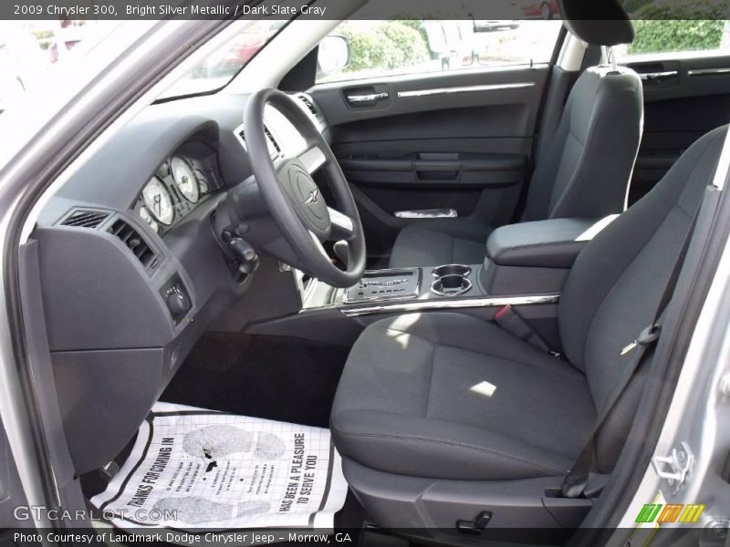 Bright Silver Metallic / Dark Slate Gray 2009 Chrysler 300