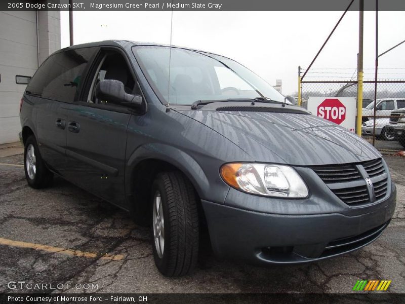 Magnesium Green Pearl / Medium Slate Gray 2005 Dodge Caravan SXT
