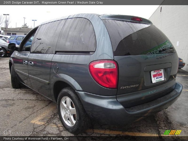 Magnesium Green Pearl / Medium Slate Gray 2005 Dodge Caravan SXT