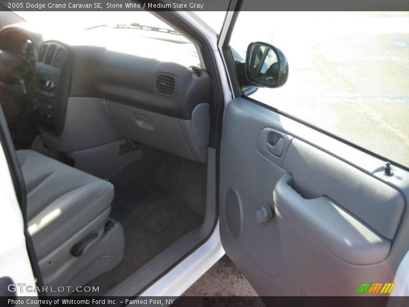 Stone White / Medium Slate Gray 2005 Dodge Grand Caravan SE