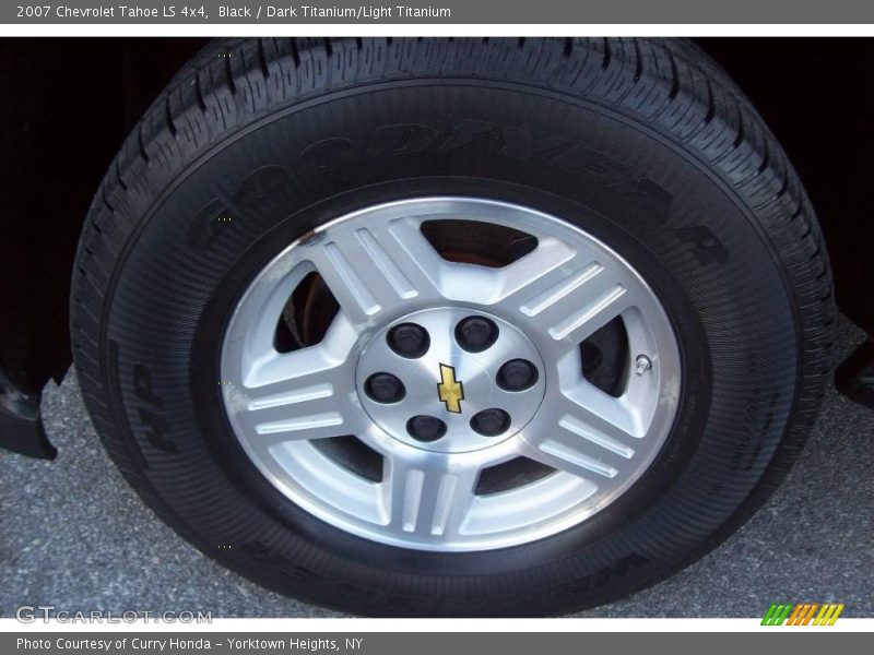 Black / Dark Titanium/Light Titanium 2007 Chevrolet Tahoe LS 4x4