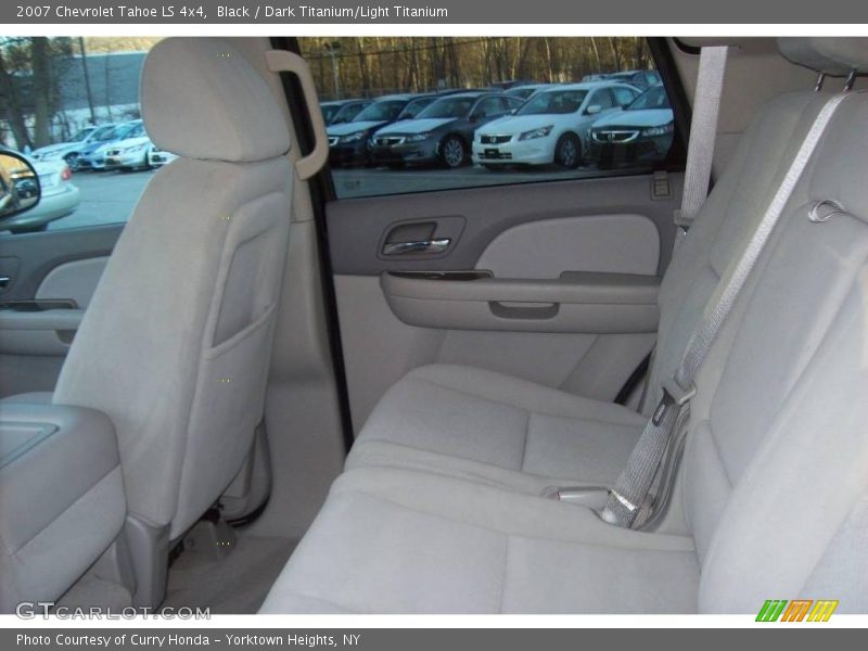 Black / Dark Titanium/Light Titanium 2007 Chevrolet Tahoe LS 4x4