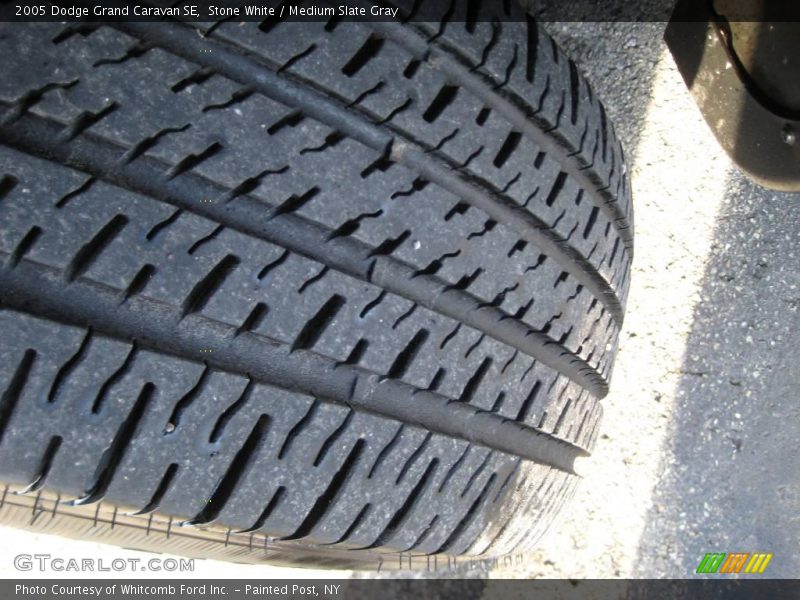Stone White / Medium Slate Gray 2005 Dodge Grand Caravan SE