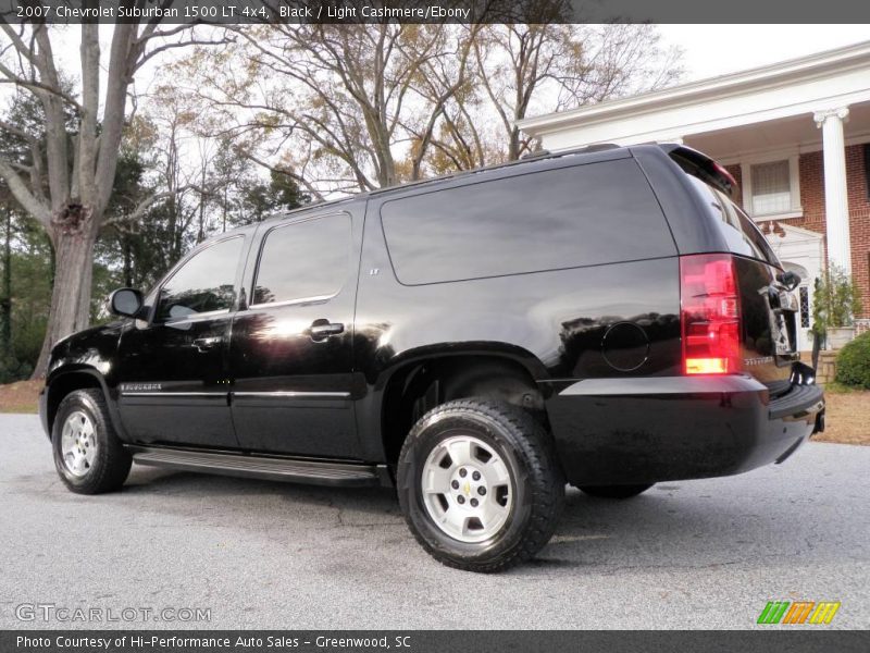 Black / Light Cashmere/Ebony 2007 Chevrolet Suburban 1500 LT 4x4