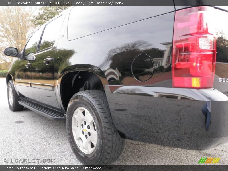Black / Light Cashmere/Ebony 2007 Chevrolet Suburban 1500 LT 4x4