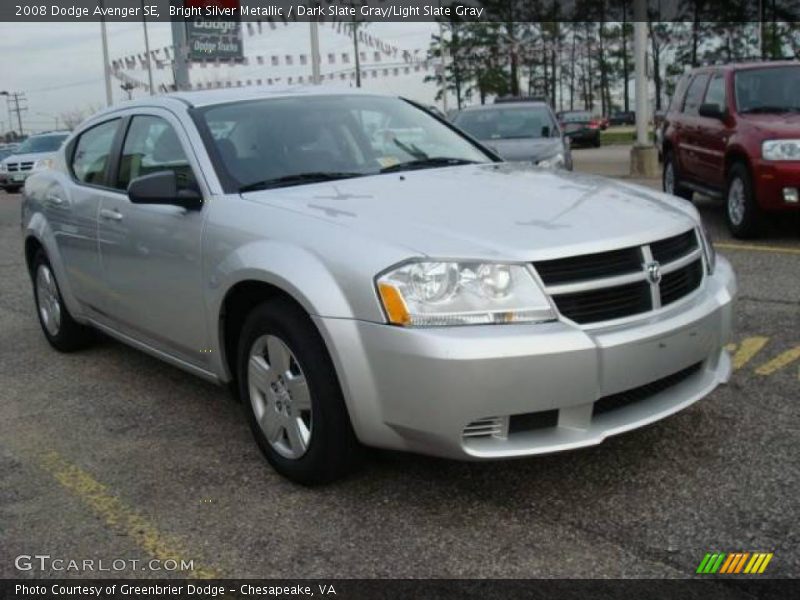 Bright Silver Metallic / Dark Slate Gray/Light Slate Gray 2008 Dodge Avenger SE